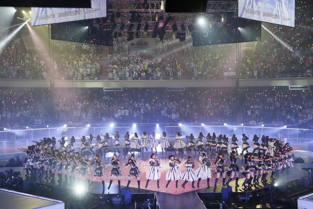 「AKB48グループ臨時総会～白黒つけようじゃないか!～」フォトギャラリー（2枚目）