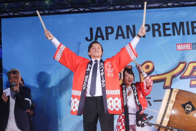 トム・ホランドが和太鼓に挑戦！『スパイダーマン：ホームカミング』ジャパンプレミアイベント（5枚目）