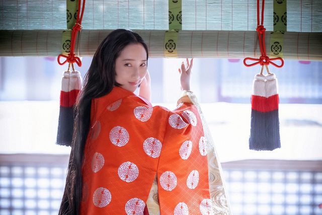 道隆（井浦新）の次男・隆家（竜星涼）らが集い…「光る君へ」第16回「華の影」場面写真（4枚目）