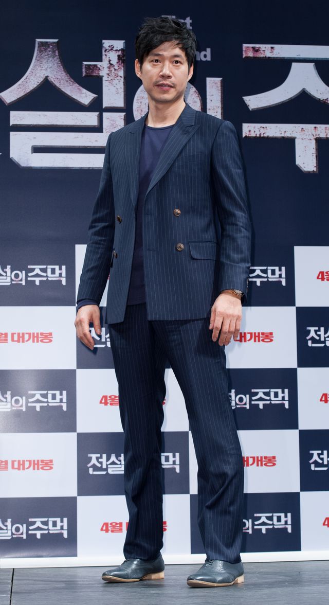 韓国で“国民の夫”と人気のユ・ジュンサン　現場での優しさにイ・ヨウォンも納得＜韓国JPICTURES＞（4枚目）