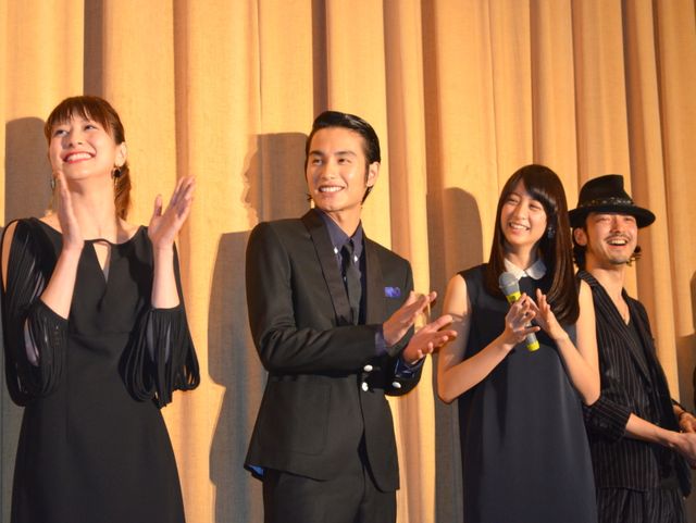 『東京難民』初日舞台あいさつフォトギャラリー（14枚目）