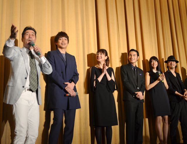 『東京難民』初日舞台あいさつフォトギャラリー（16枚目）