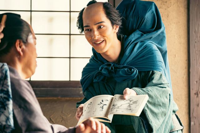 「べらぼう」まるで同人誌と話題！第3回場面写真（3枚目）