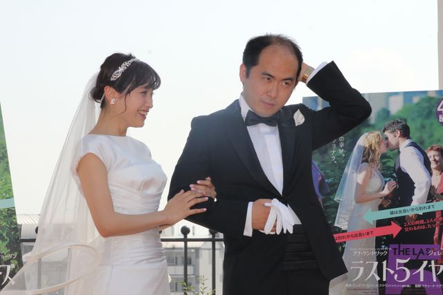 高橋愛のウエディングドレス姿！フォトギャラリー（9枚目）