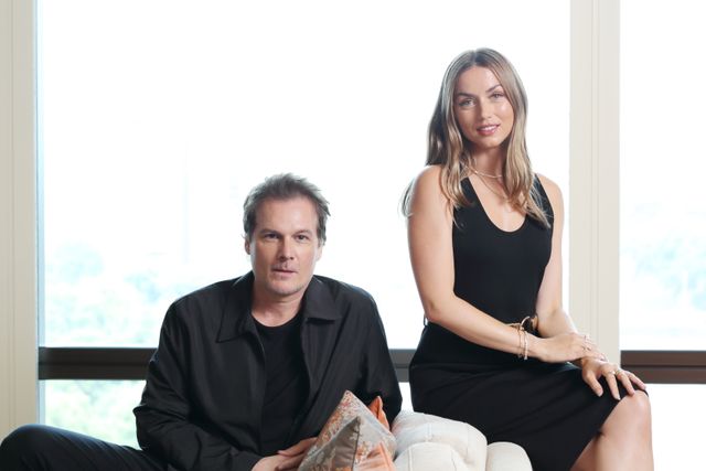 圧倒的な美しさ！来日したアナ・デ・アルマス撮り下ろし：フォトギャラリー