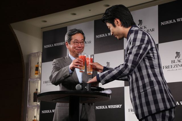 こりゃうまい！玉山鉄二、ウイスキーにご満悦「ブラックニッカ」イベントギャラリー（4枚目）