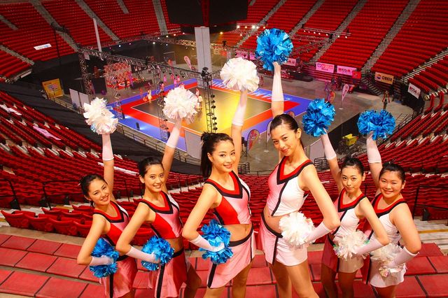 広瀬すず、中条あやみ、福原遥…ヘソ出しチア衣装でフレッシュ女優がダンス！：フォトギャラリー