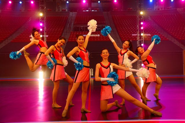 広瀬すず、中条あやみ、福原遥…ヘソ出しチア衣装でフレッシュ女優がダンス！（2枚目）