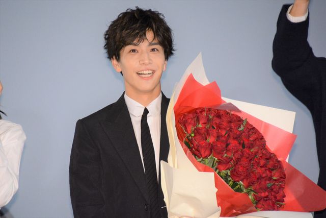 岩田剛典、松井愛莉が登壇！映画×dTVドラマ『名も無き世界のエンドロール』W大ヒット記念舞台あいさつ（13枚目）