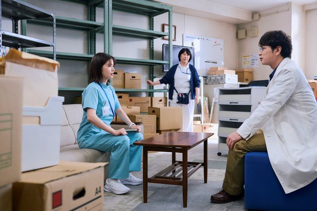 松本潤の優しいまなざし…日曜劇場「19番目のカルテ」場面写真：フォトギャラリー