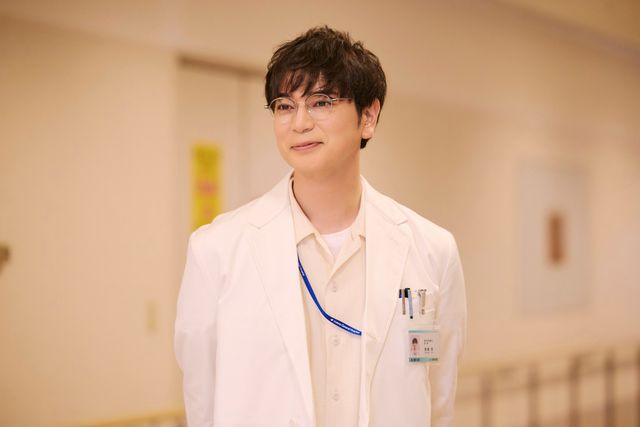 松本潤の優しいまなざし…日曜劇場「19番目のカルテ」場面写真（5枚目）