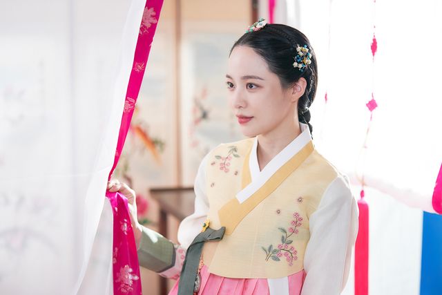 ロウン＆パク・ウンビン！韓国ドラマ「恋慕」場面カット（15枚目）