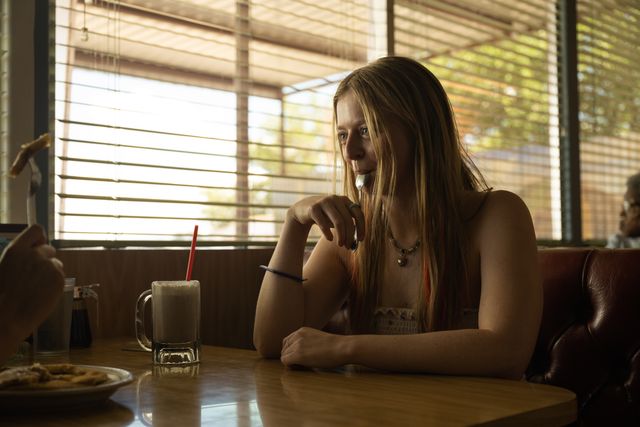 ケイティ・オブライアン、ボディビルダー役の筋肉美『愛はステロイド』場面写真（5枚目）