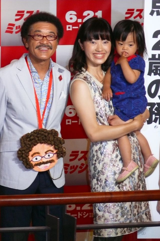 具志堅用高の孫のかわいさにKO！フォトギャラリー（8枚目）