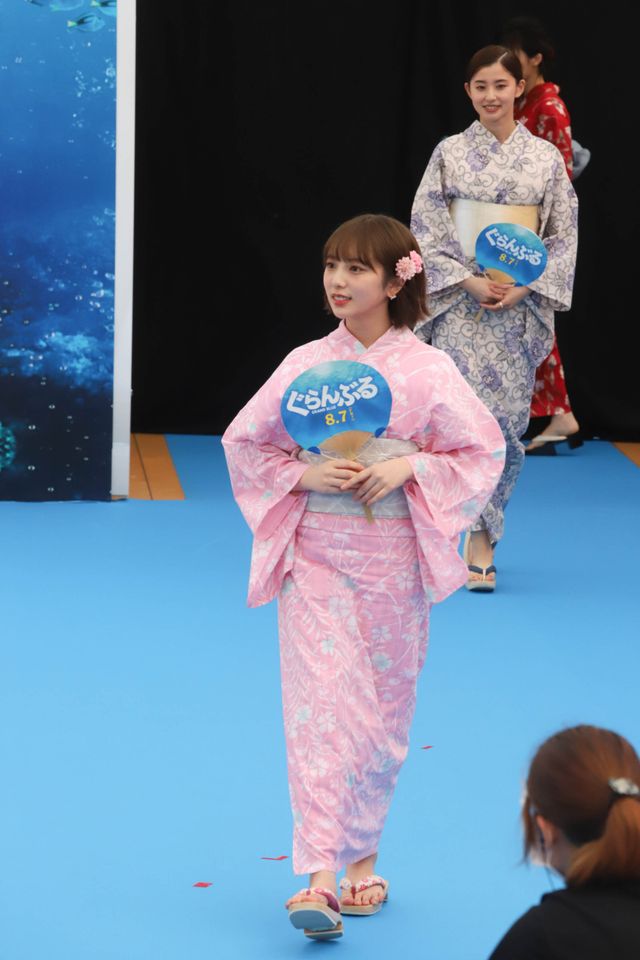 与田祐希、朝比奈彩、小倉優香、石川恋が浴衣姿で登場！竜星涼＆犬飼貴丈『ぐらんぶる』イベント（12枚目）