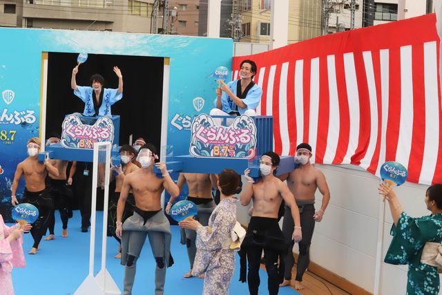 与田祐希、朝比奈彩、小倉優香、石川恋が浴衣姿で登場！竜星涼＆犬飼貴丈『ぐらんぶる』イベント（19枚目）