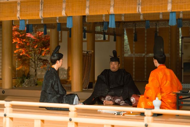 町田啓太＆金田哲、秋山竜次に笑いをこらえるのに必死！「光る君へ」第31回場面写真（3枚目）