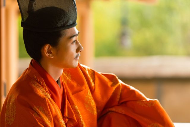 町田啓太＆金田哲、秋山竜次に笑いをこらえるのに必死！「光る君へ」第31回場面写真（8枚目）