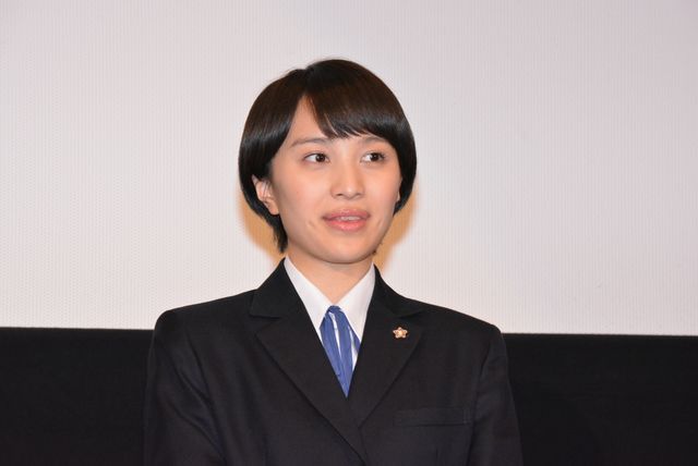 ももクロ、全国127館舞台あいさつ達成！　プラス1館追加発表にも意欲！　画像ギャラリー（10枚目）