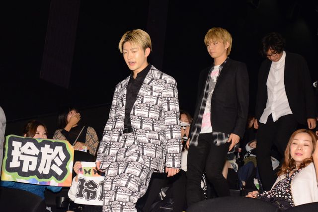 小林直己、今市隆二、佐野玲於、佐藤大樹が集結！『その瞬間、僕は泣きたくなった-CINEMA FIGHTERS project-』完成披露舞台あいさつ（3枚目）