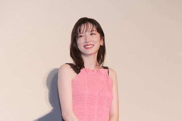 永野芽郁、齋藤潤に贈られた絵を持参！高橋文哉らと『からかい上手の高木さん』初日舞台挨拶（4枚目）