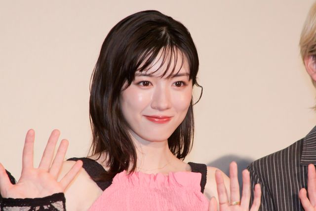 永野芽郁、齋藤潤に贈られた絵を持参！高橋文哉らと『からかい上手の高木さん』初日舞台挨拶（6枚目）