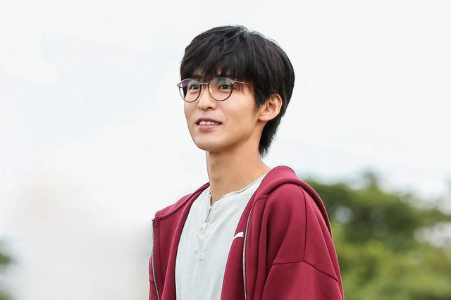 目黒蓮は謎の役柄…日曜劇場「ザ・ロイヤルファミリー」場面写真：フォトギャラリー