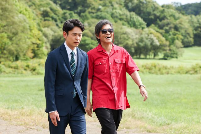 目黒蓮は謎の役柄…日曜劇場「ザ・ロイヤルファミリー」場面写真（7枚目）