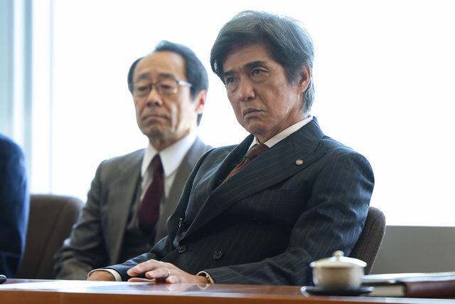 目黒蓮は謎の役柄…日曜劇場「ザ・ロイヤルファミリー」場面写真（9枚目）