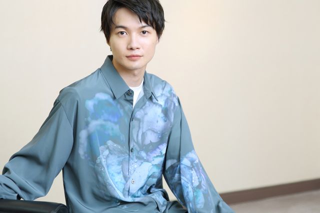 神木隆之介『ホリック xxxHOLiC』インタビュー撮り下ろしカット（3枚目）