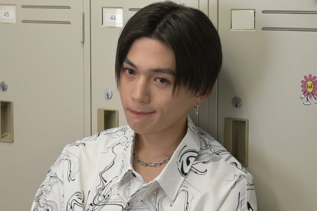 八木勇征がバックハグ！「ホスト相続しちゃいました」6話場面写真（4枚目）