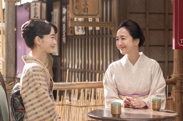 【画像8枚】朝ドラ「風、薫る」りん（見上愛）が直美（上坂樹里）を支えて…第109回場面写真（7枚目）
