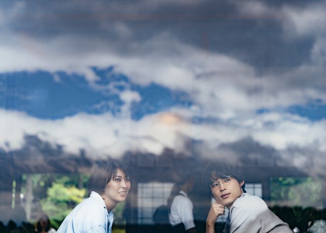 松たか子＆松村北斗、切なさあふれる『ファーストキス 1ST KISS』場面写真＜11枚＞：フォトギャラリー