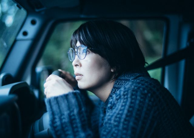 松たか子＆松村北斗、切なさあふれる『ファーストキス 1ST KISS』場面写真＜11枚＞（2枚目）