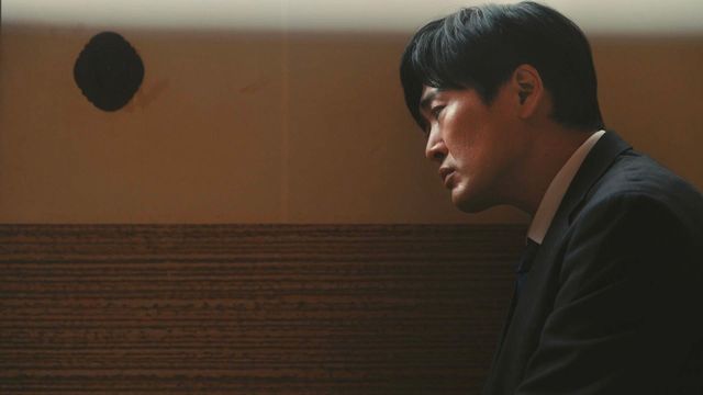 半沢直樹役の正体は劇団ひとり！「花咲舞が黙ってない」場面写真（6枚目）