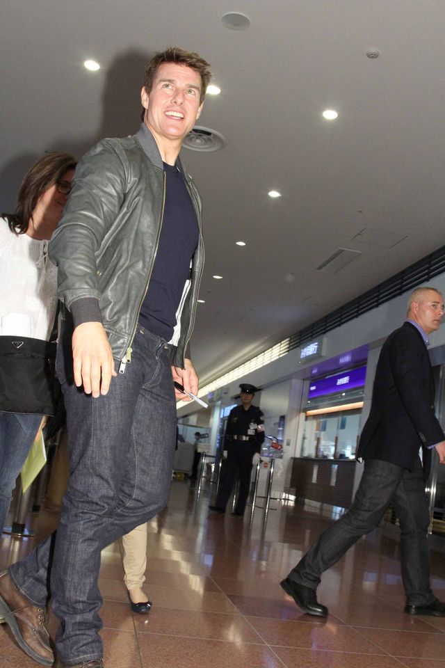 親日家のトム・クルーズ、まだ5月なのに…早くも今年2度目の来日!!　沖縄でオフを楽しんで、羽田に到着!!　画像ギャラリー（8枚目）