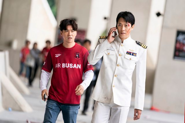 イ・ジョンソクが爆弾魔に！映画『デシベル』場面写真（7枚目）