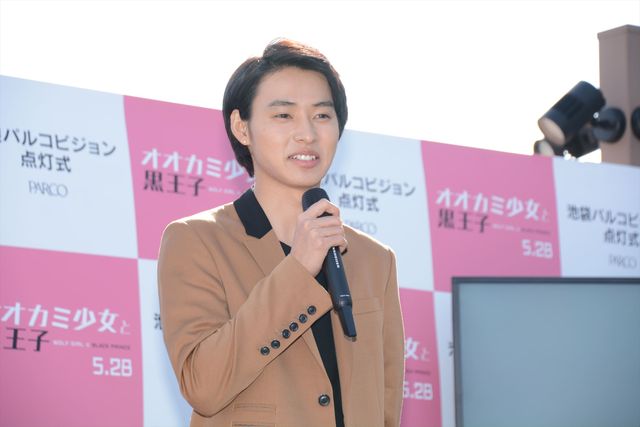 二階堂ふみがピンクのワンピースで登場！フォトギャラリー（5枚目）