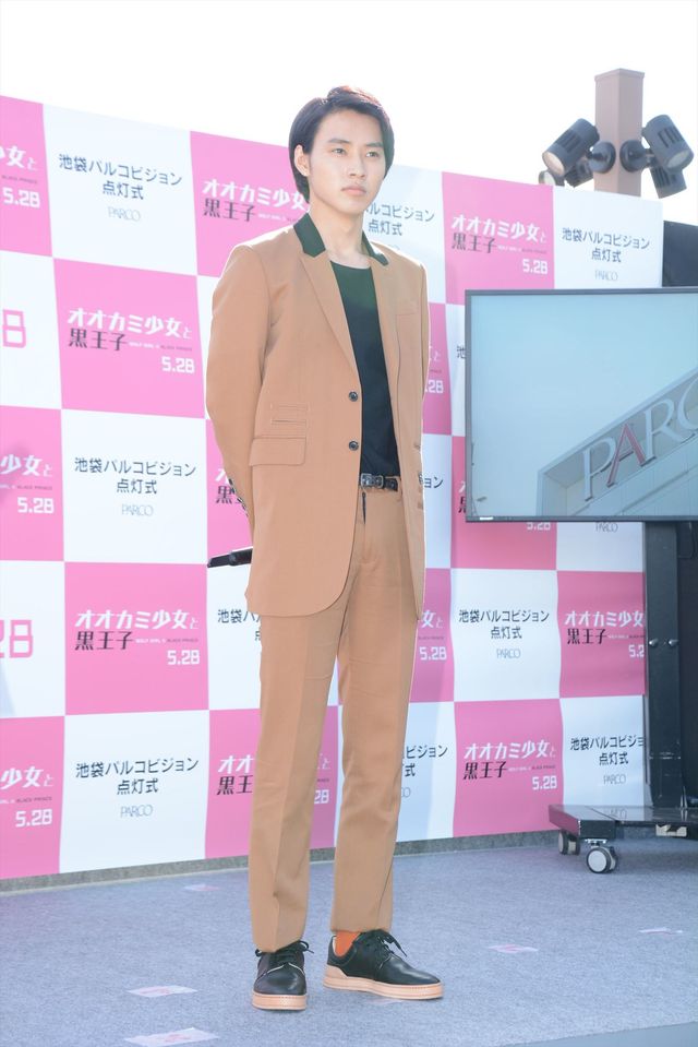 二階堂ふみがピンクのワンピースで登場！フォトギャラリー（8枚目）