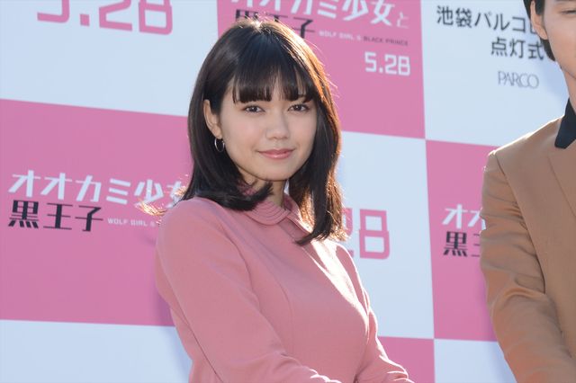 二階堂ふみがピンクのワンピースで登場！フォトギャラリー（16枚目）