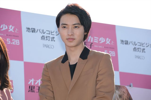 二階堂ふみがピンクのワンピースで登場！フォトギャラリー（17枚目）