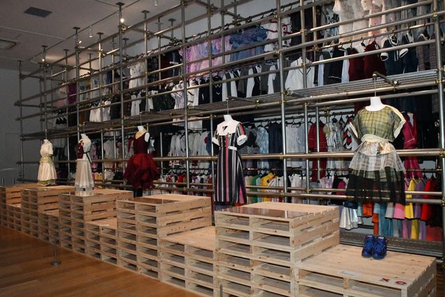 齋藤飛鳥＆堀未央奈＆与田祐希、9万点超の展示に驚き！「乃木坂46 Artworks だいたいぜんぶ展」メディア内覧会（7枚目）