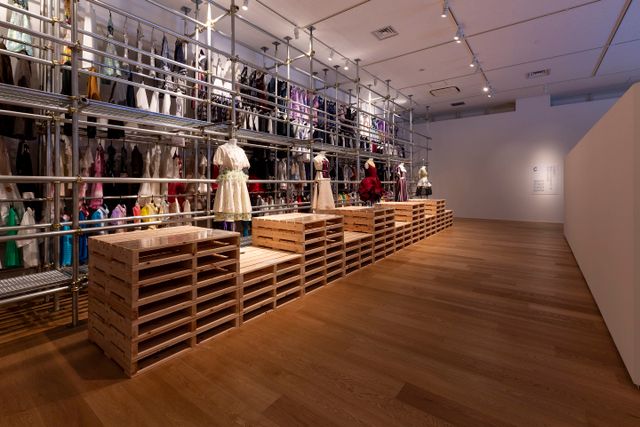 齋藤飛鳥＆堀未央奈＆与田祐希、9万点超の展示に驚き！「乃木坂46 Artworks だいたいぜんぶ展」メディア内覧会（16枚目）