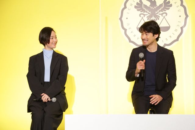 竹野内豊×黒木華×新田真剣佑、月9「イチケイのカラス」の裏側明かす（12枚目）