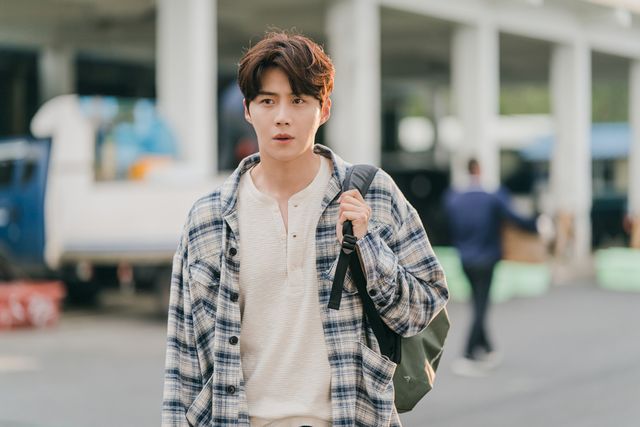 キム・ソンホが素敵すぎる！韓国ドラマ「海街チャチャチャ」場面カット（2枚目）