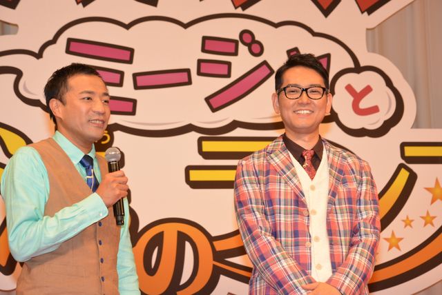 大島優子、華麗にマジックを披露！　子どもたちから大歓声！　画像ギャラリー（4枚目）