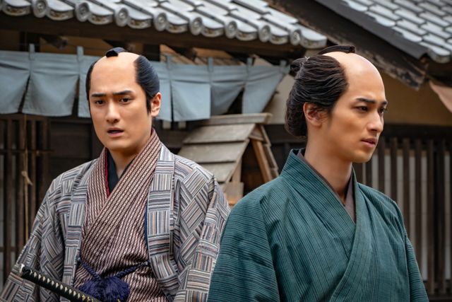 「べらぼう」カモ平、イイこと言って“キマッた…！”の瞬間　第6回場面写真（3枚目）