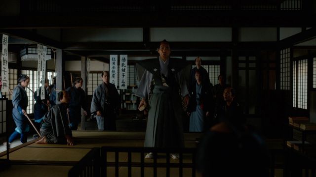 「べらぼう」カモ平、イイこと言って“キマッた…！”の瞬間　第6回場面写真（13枚目）