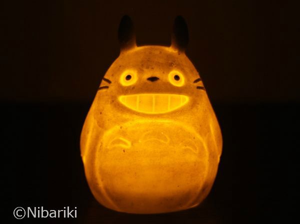 「となりのトトロ」信楽焼シリーズ第3弾「ほんのり灯（とう）」フォトギャラリー（3枚目）