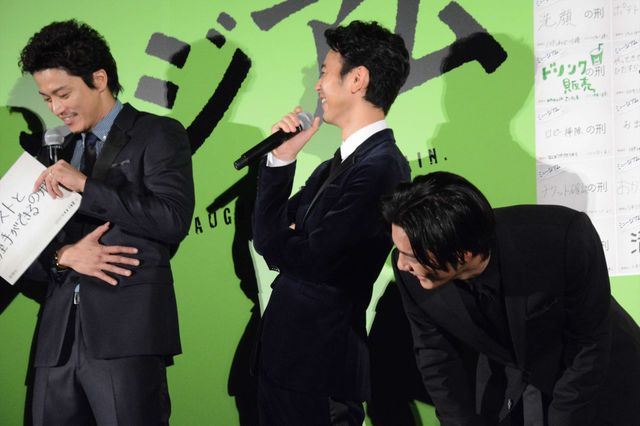 野村周平「おいで」とファンにハグ！映画『ミュージアム』初日舞台あいさつフォトギャラリー（3枚目）